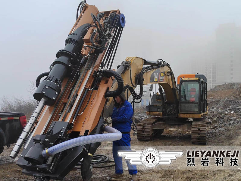 機(jī)載大型劈裂機(jī) 機(jī)載大型劈裂機(jī)