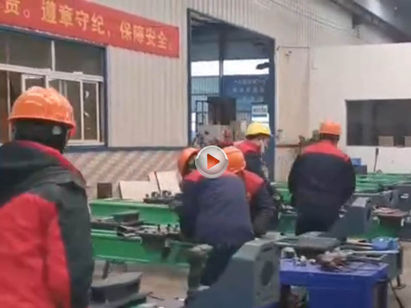 巖石劈裂機(jī)廠家裝配現(xiàn)場(chǎng)